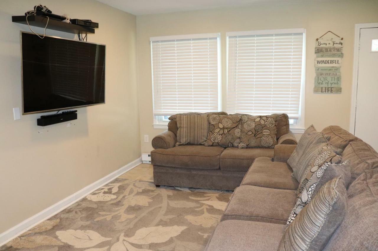 Private Room At Home Near Iad-Sterling Exterior photo