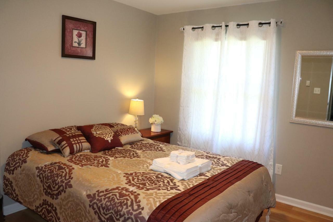 Private Room At Home Near Iad-Sterling Exterior photo